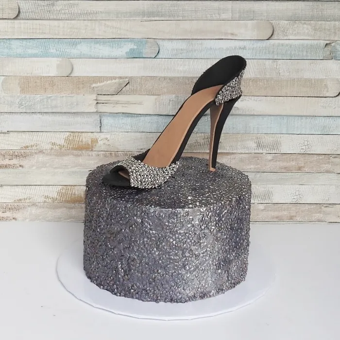 Birthday Cakes for Women