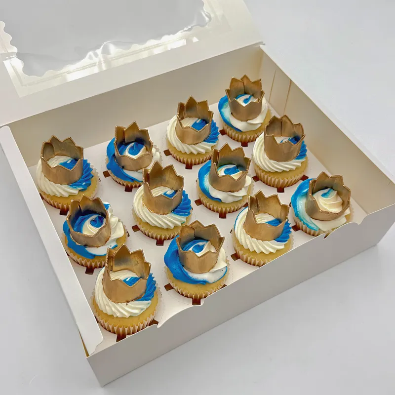 Custom Fondant Topper Cupcakes