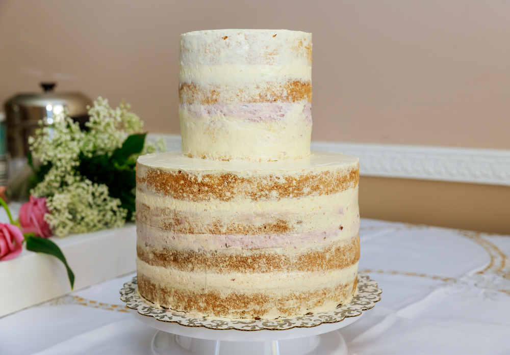 what is a naked cake