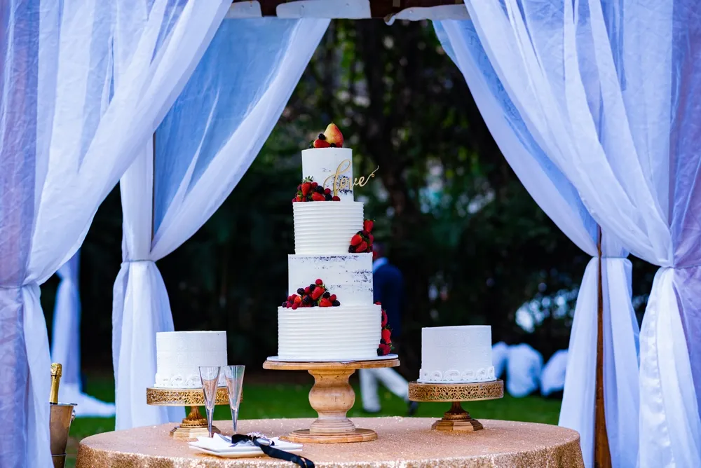 Custom Cake Baking